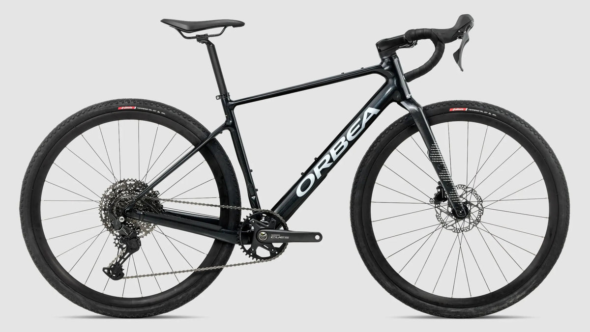 U13702IL